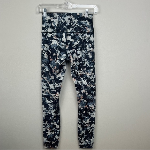 Lululemon Wunder Under Hi Rise Tight 28” Spring Bloom Multi - Picture 3 of 5
